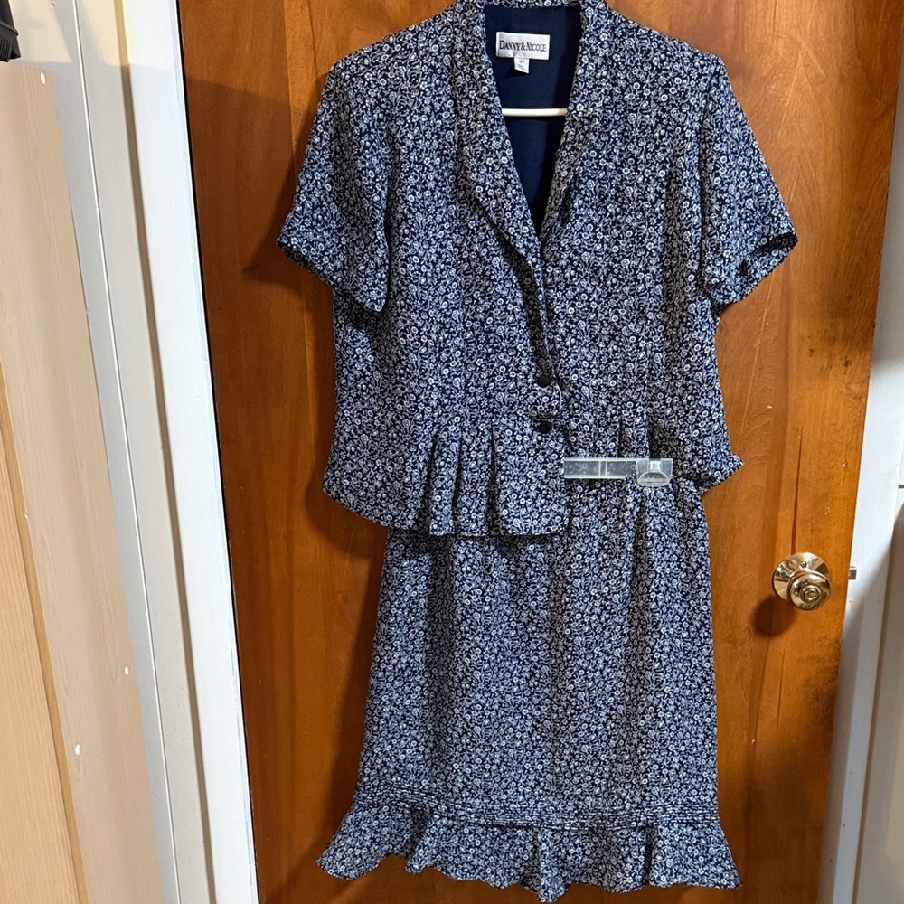 Danny & Nicole Blue Floral Skirt Suit